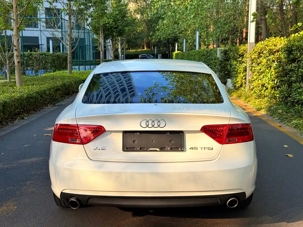 Audi A5 (Import) — миниатюра 3