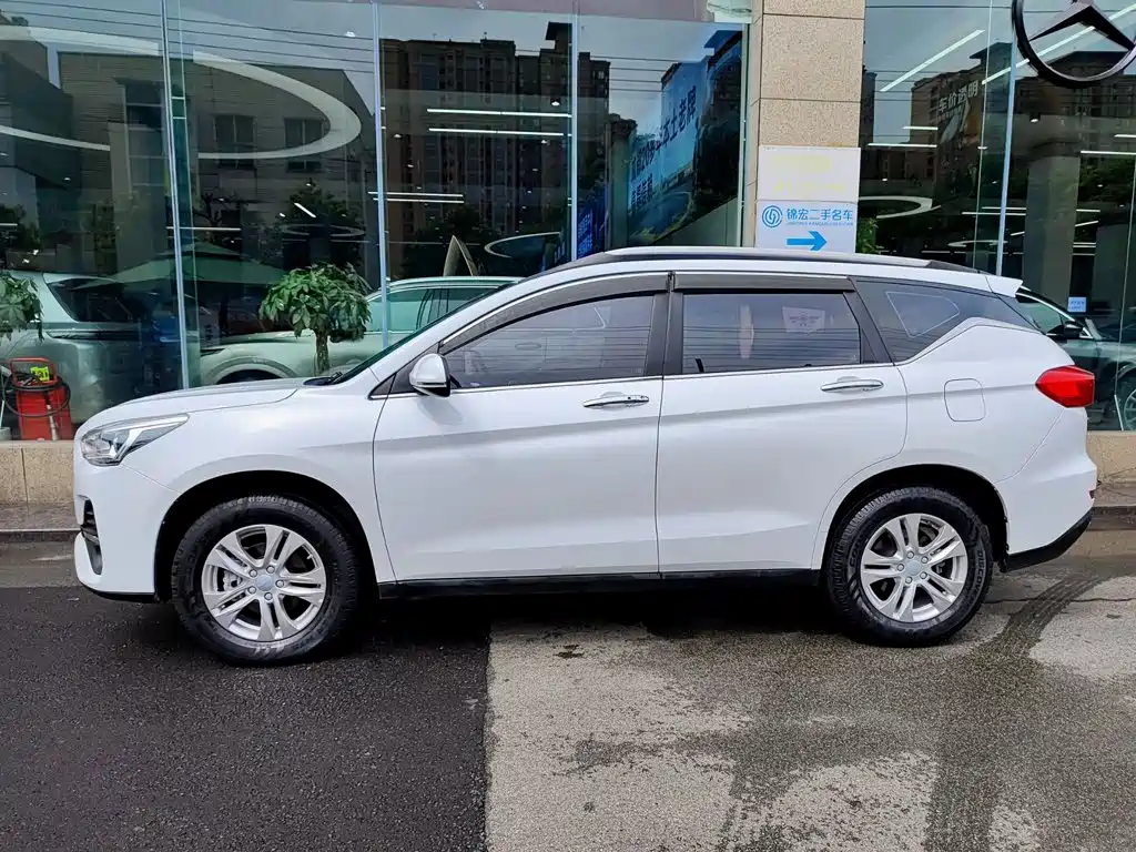 Haval M6 — миниатюра 3