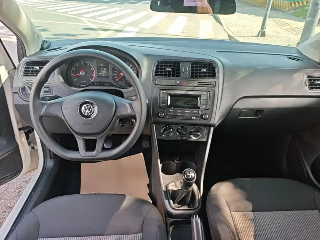 Volkswagen Polo — миниатюра 10