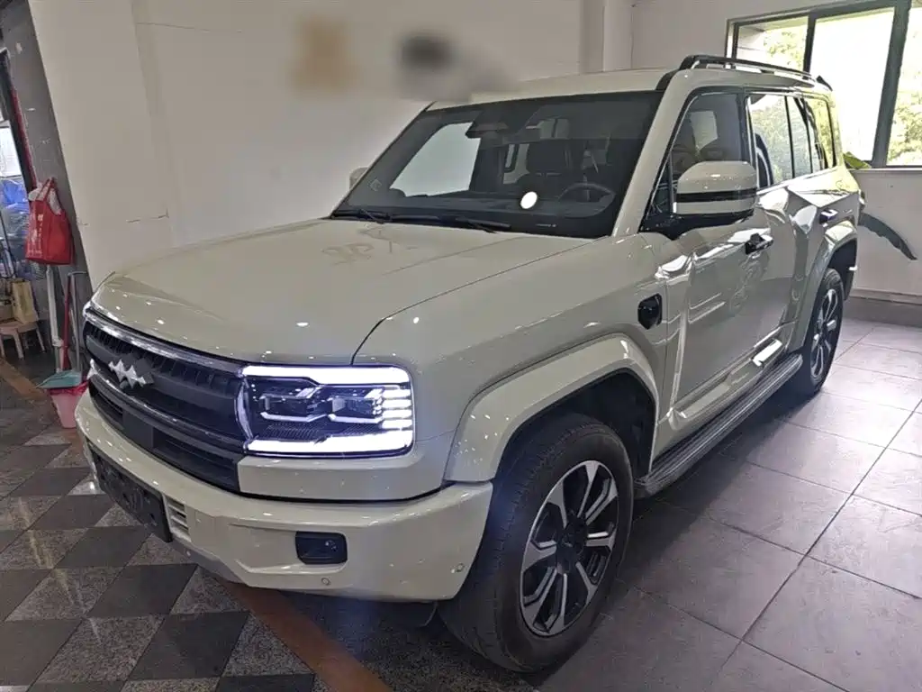 Fang Cheng Bao Leopard 5 2025