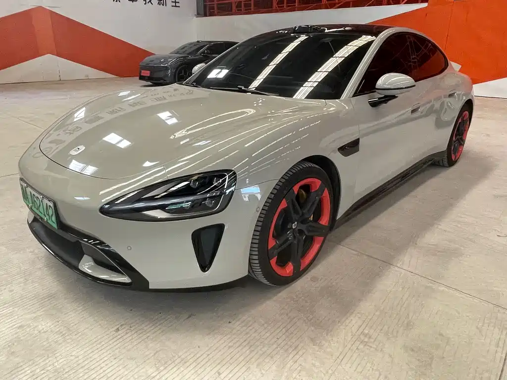 2024 xiaomi SU7 - zdjęcie 1 z 9