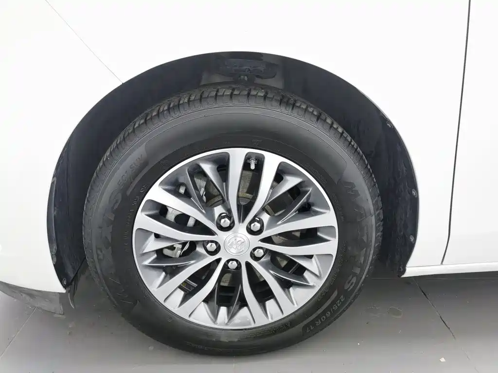 Buick GL8 — миниатюра 17