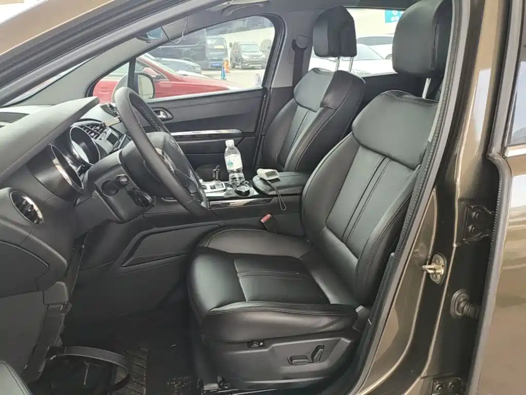 Peugeot 3008 — миниатюра 15