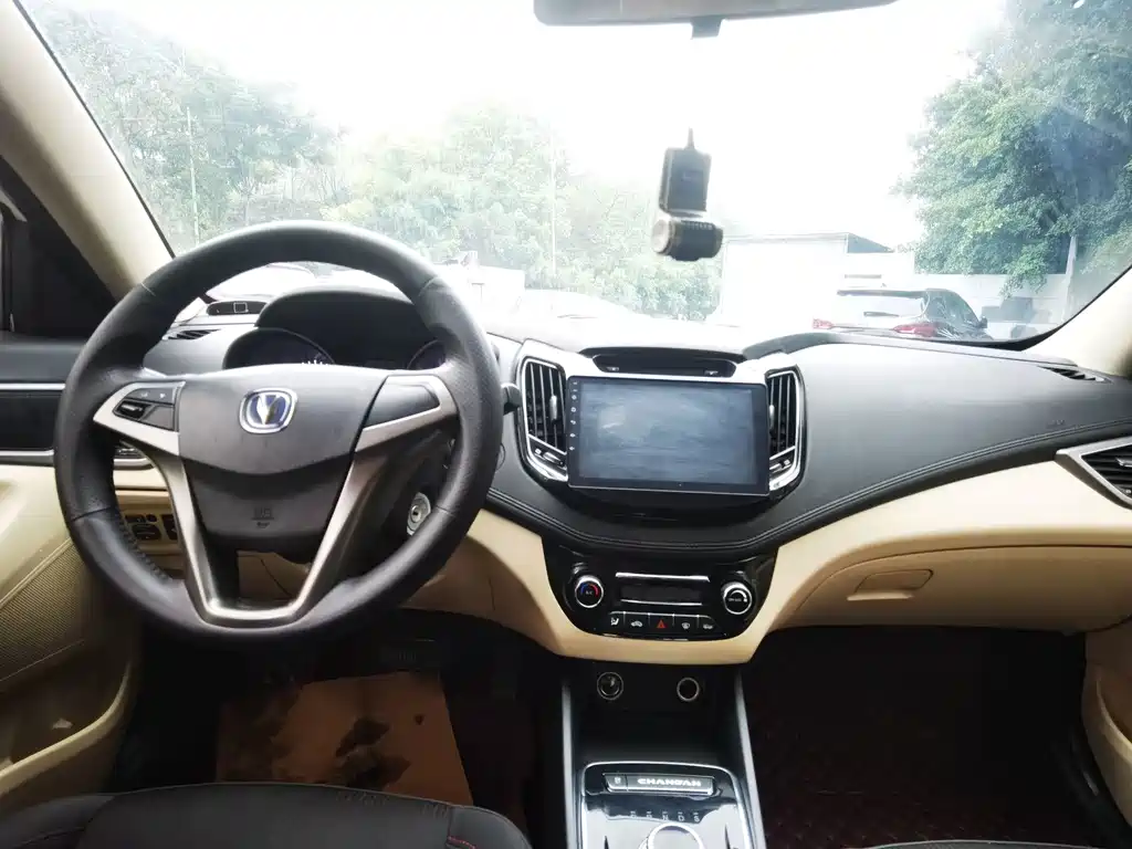 Changan Eado New Energy — миниатюра 16