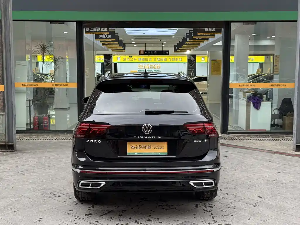 Volkswagen Tiguan L L 2022 330TSI AT R-Line