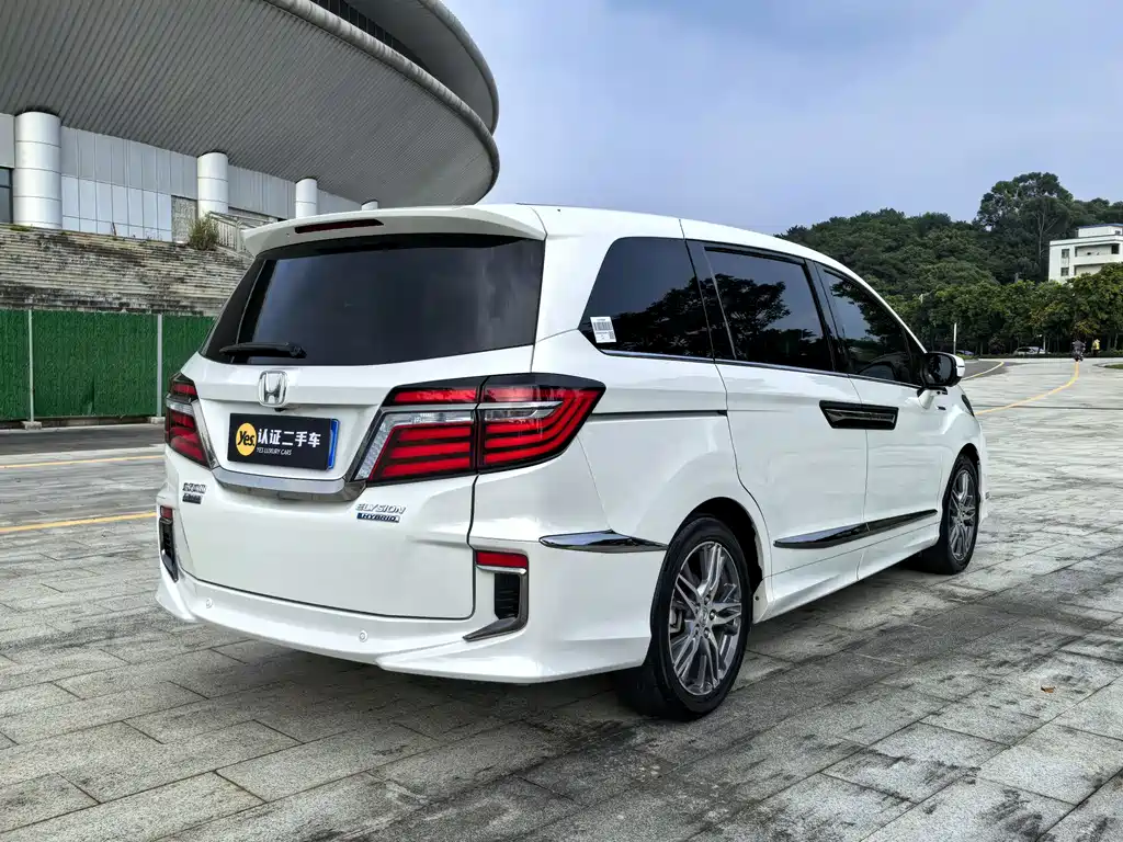 Honda Elysion — миниатюра 5