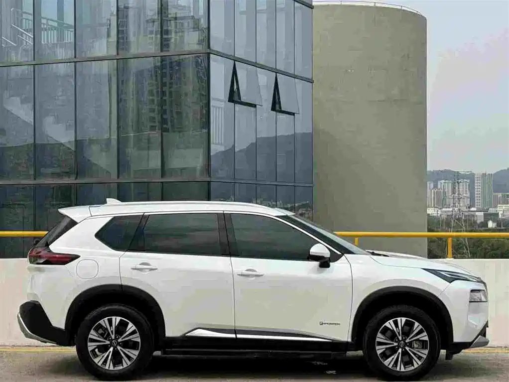 Nissan X-Trail 2023 — фото 16