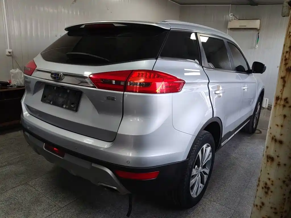 Geely Boyue — миниатюра 7