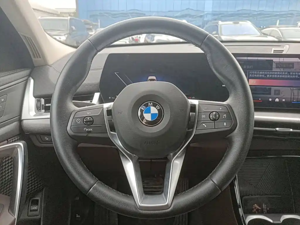 BMW X2 (Import) — миниатюра 11