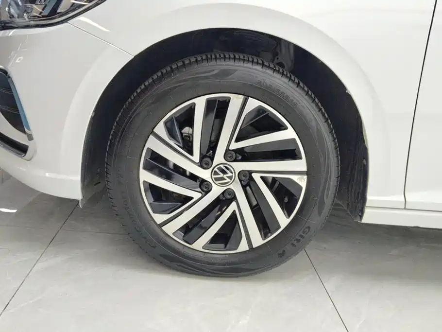 Volkswagen Lavida — миниатюра 6