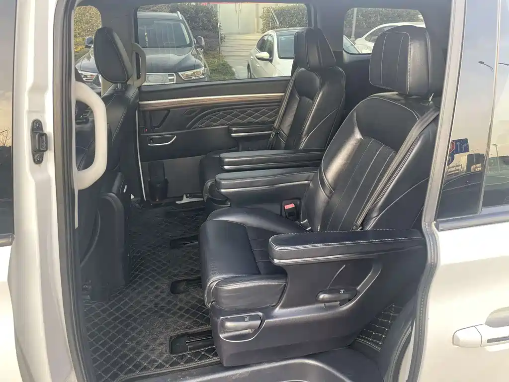GAC Motor Trumpchi M8 — миниатюра 9