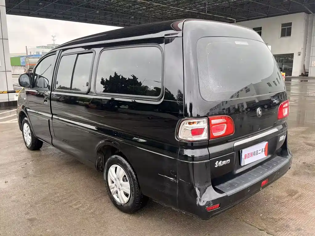 Forthing Lingzhi M5L 1.6L Basic Type 7 seats, фото 6