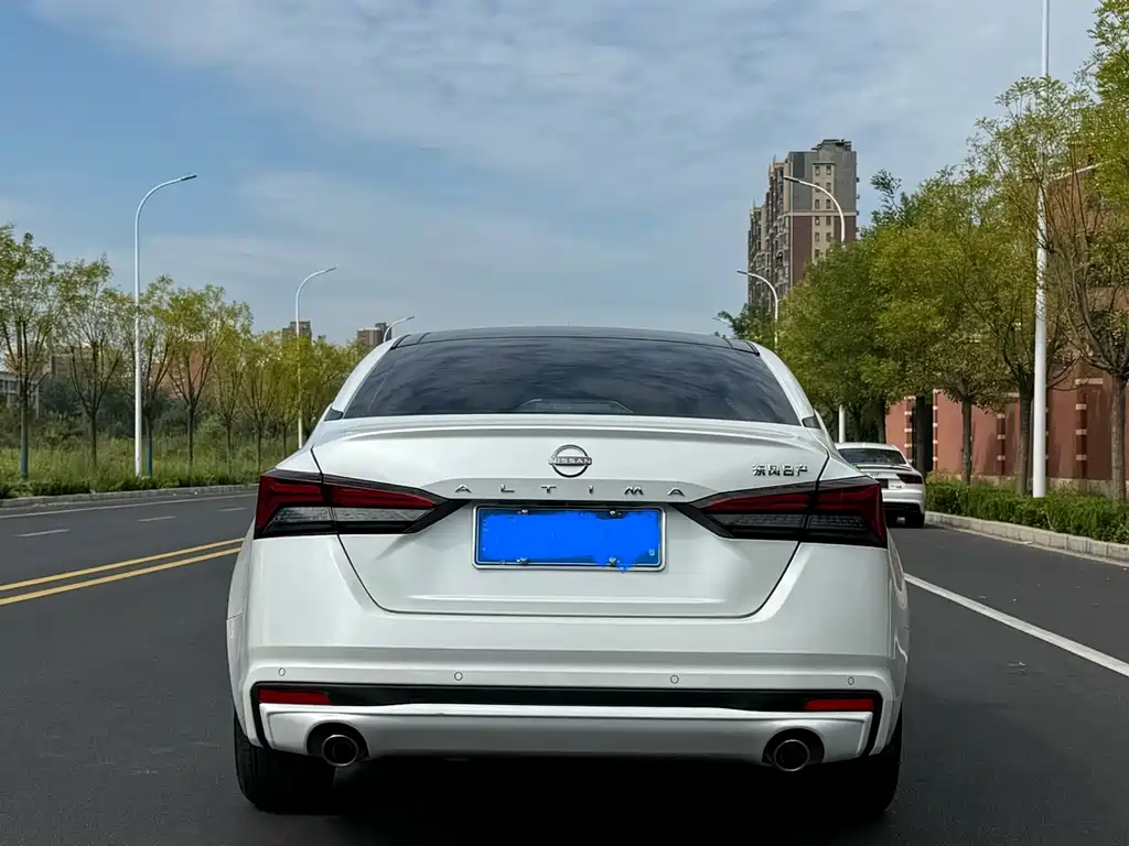 Nissan Teana — миниатюра 8