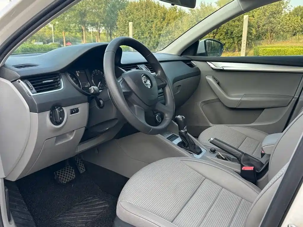 Skoda Octavia — миниатюра 8