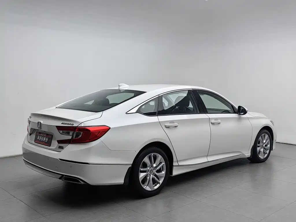 Honda Accord — миниатюра 2