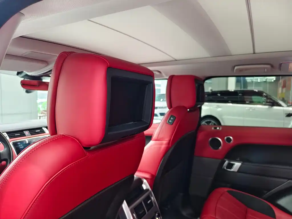 Land Rover Sport — миниатюра 12
