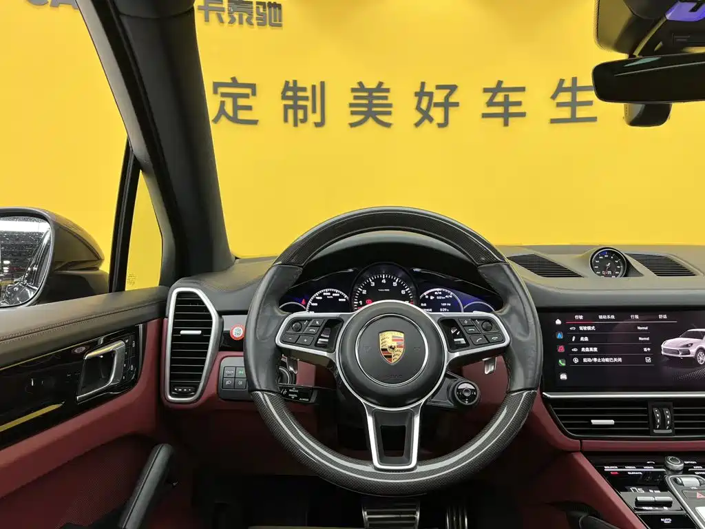 Porsche Cayenne — миниатюра 16
