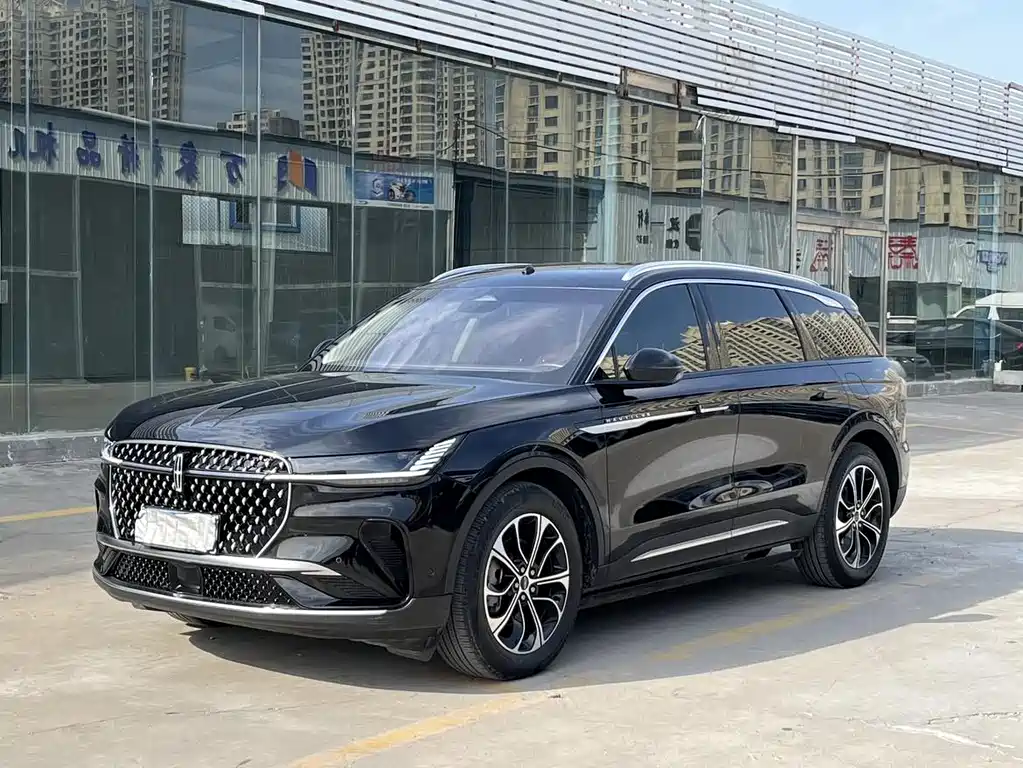 Lincoln Nautilus 2023