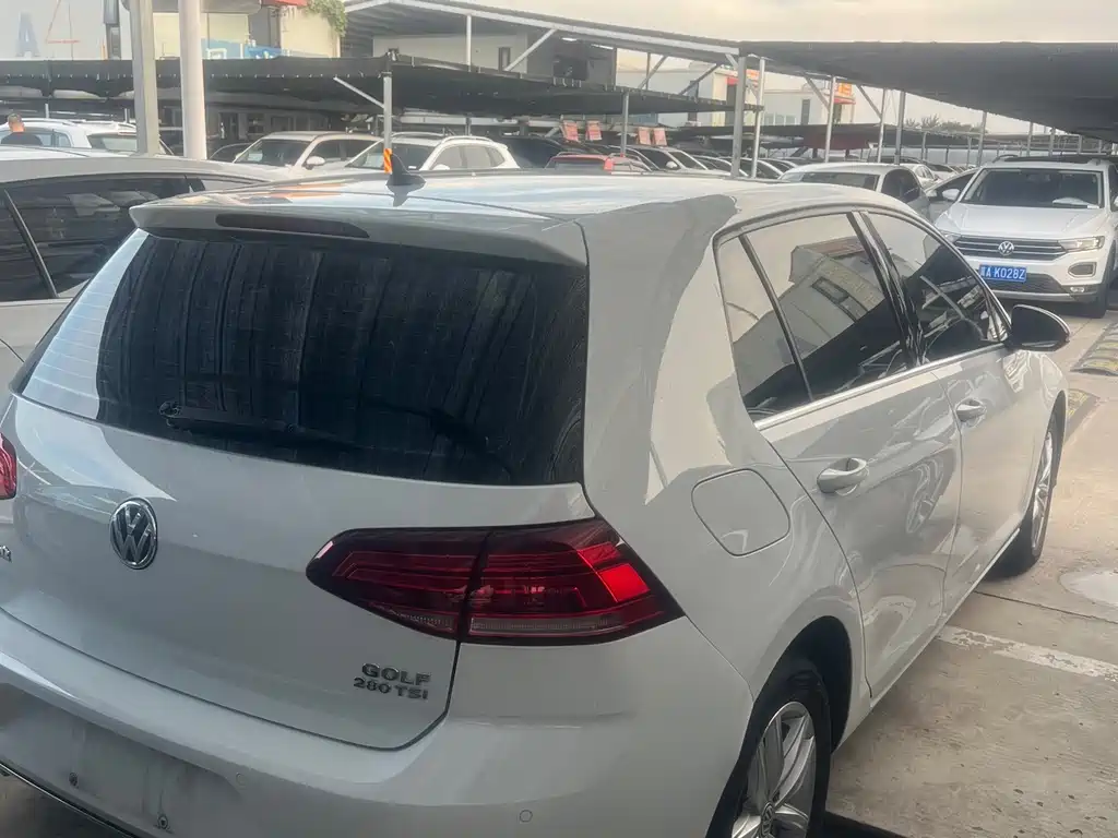 Volkswagen Golf — миниатюра 4
