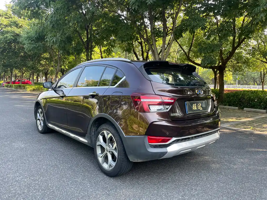 Geely Vision S1 — миниатюра 9