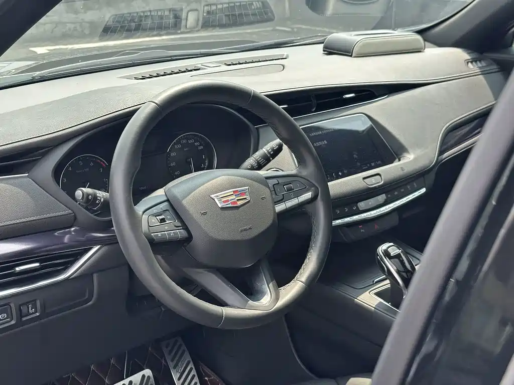 Cadillac XT4 — миниатюра 15