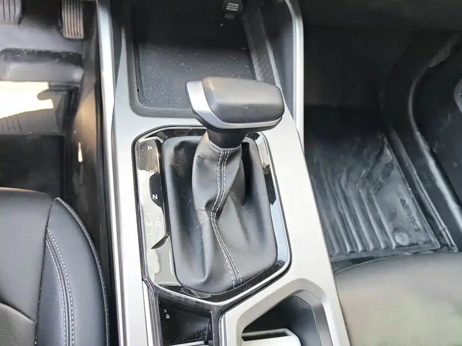 Geely Emgrand — миниатюра 16