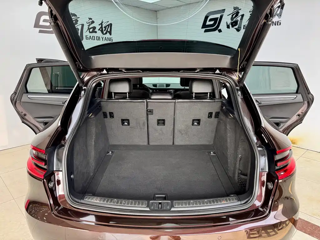 Porsche Macan — миниатюра 21