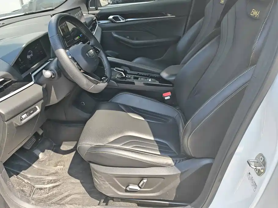 Geely Binyue — миниатюра 9