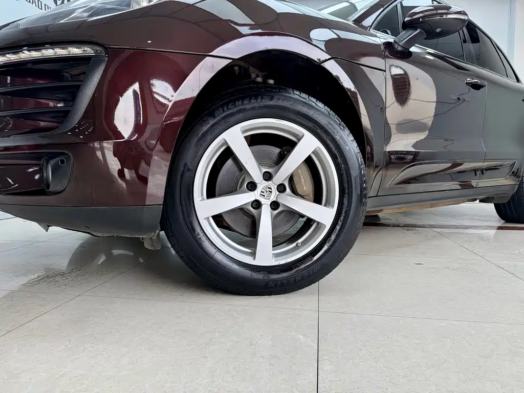 Porsche Macan — миниатюра 18