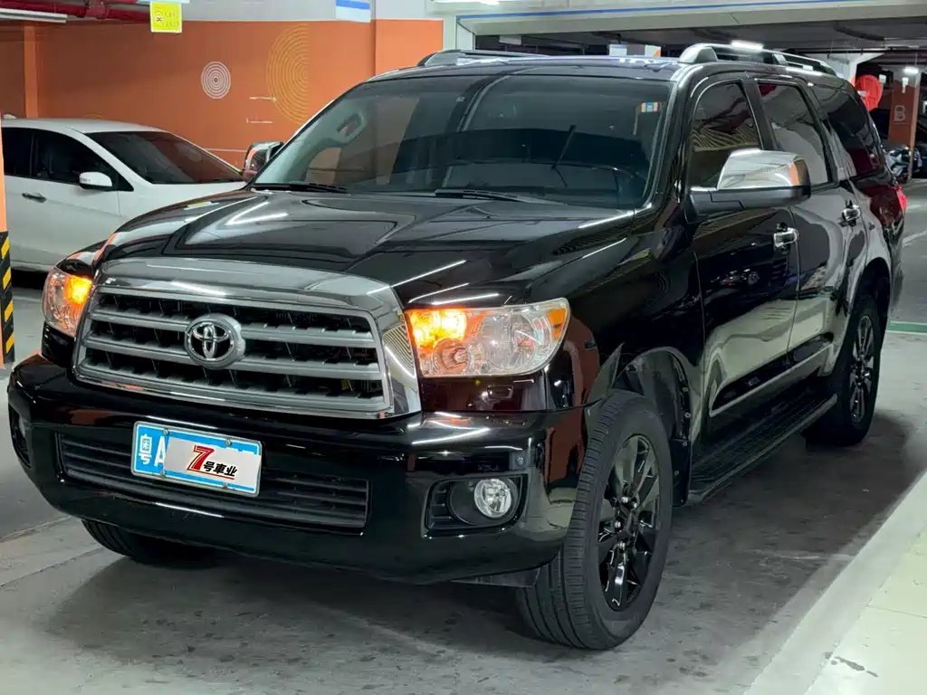 Toyota Sequoia 2011