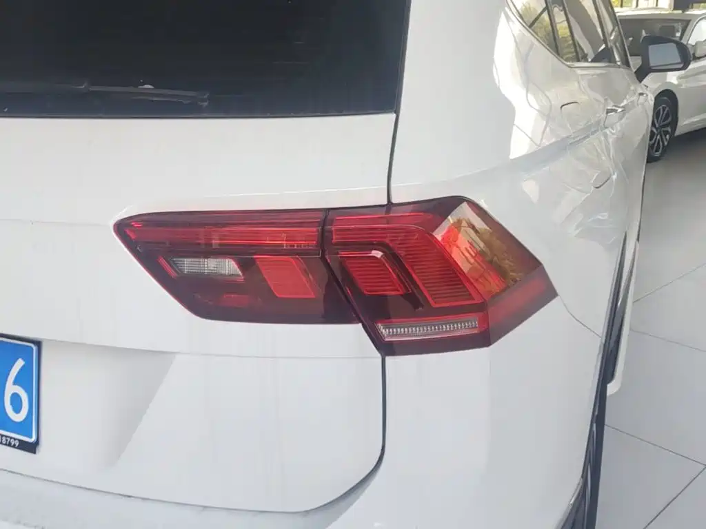 Volkswagen Tiguan L — миниатюра 8