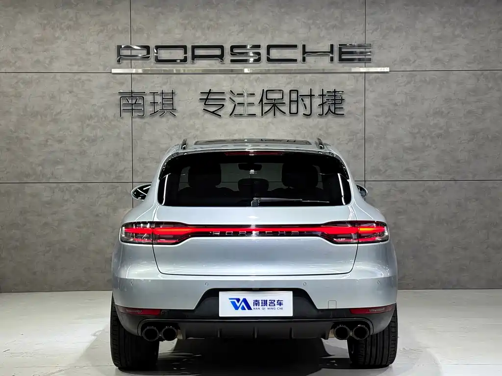 Porsche Macan — миниатюра 6