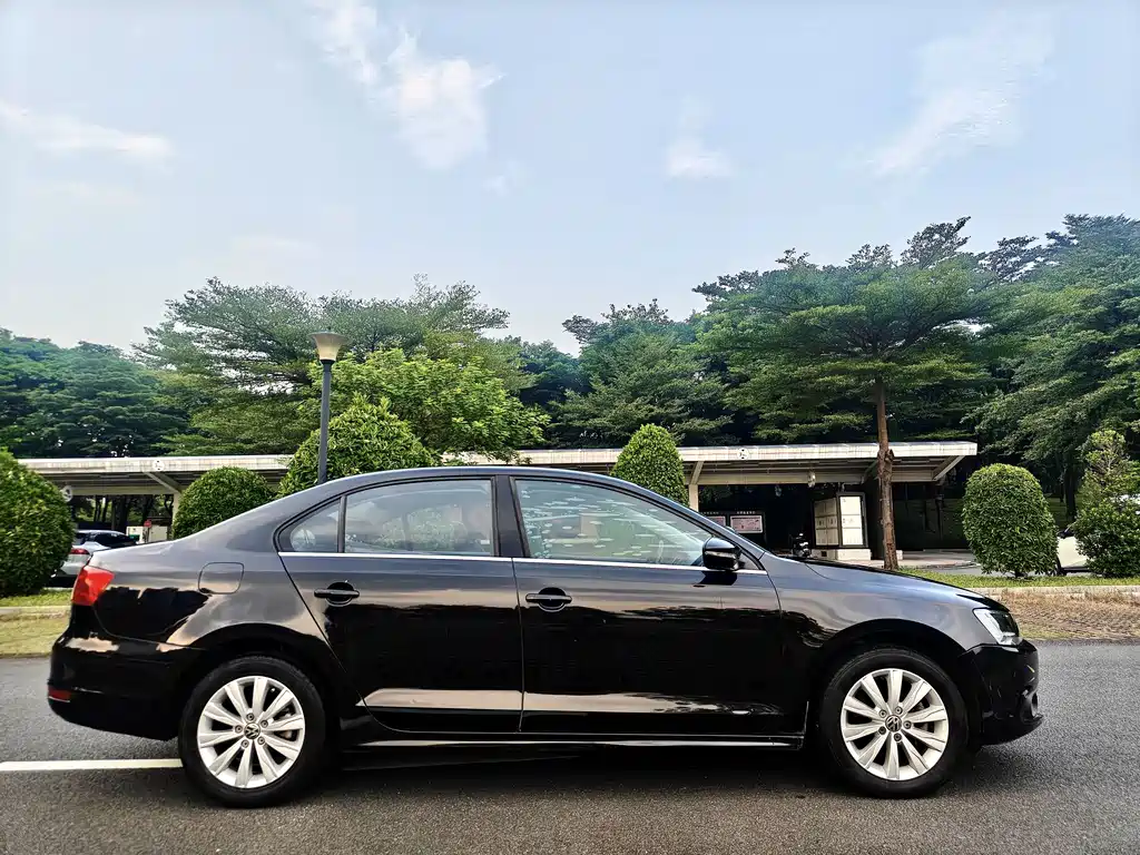 Volkswagen Sagitar — миниатюра 8