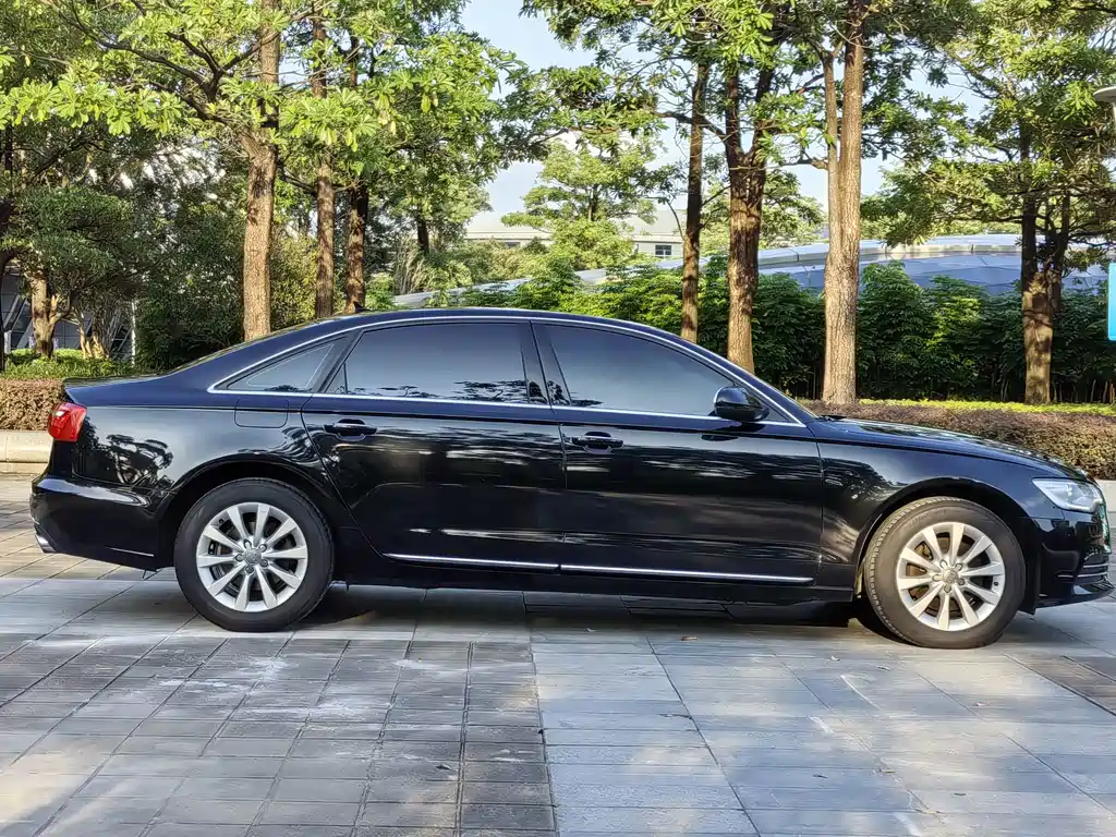 Audi A6L — миниатюра 4