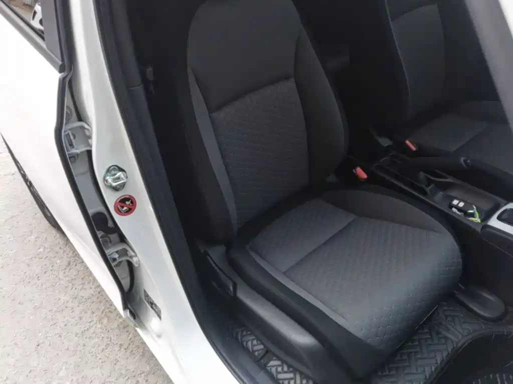 Honda Fit — миниатюра 25