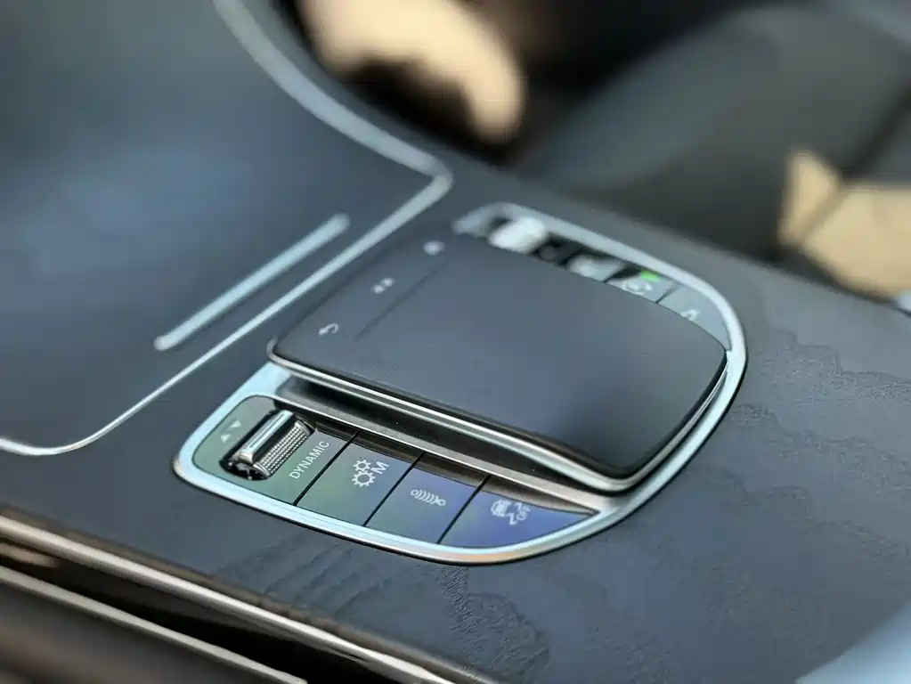 MERCEDES-BENZ GLC AMG