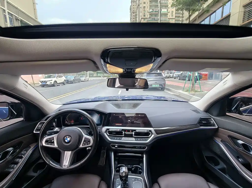 BMW 3 Series — миниатюра 8