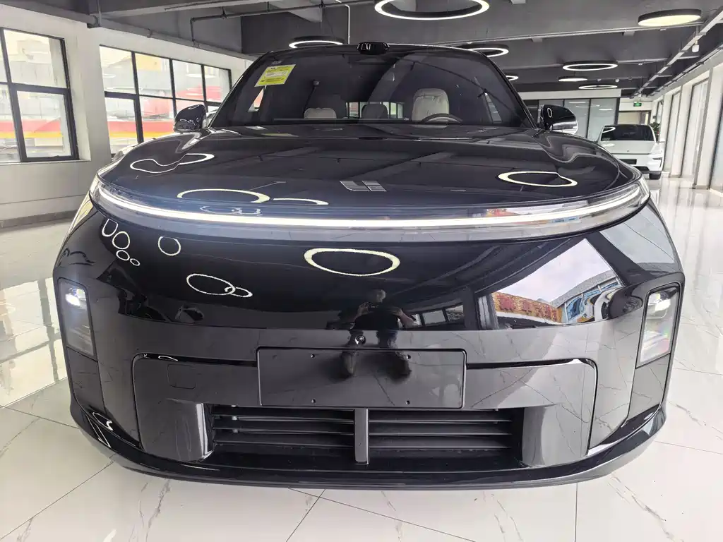 Li Auto Li L8 — миниатюра 2