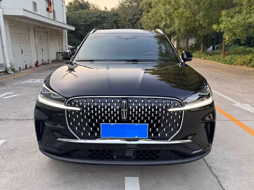 Lincoln Aviator — миниатюра 2