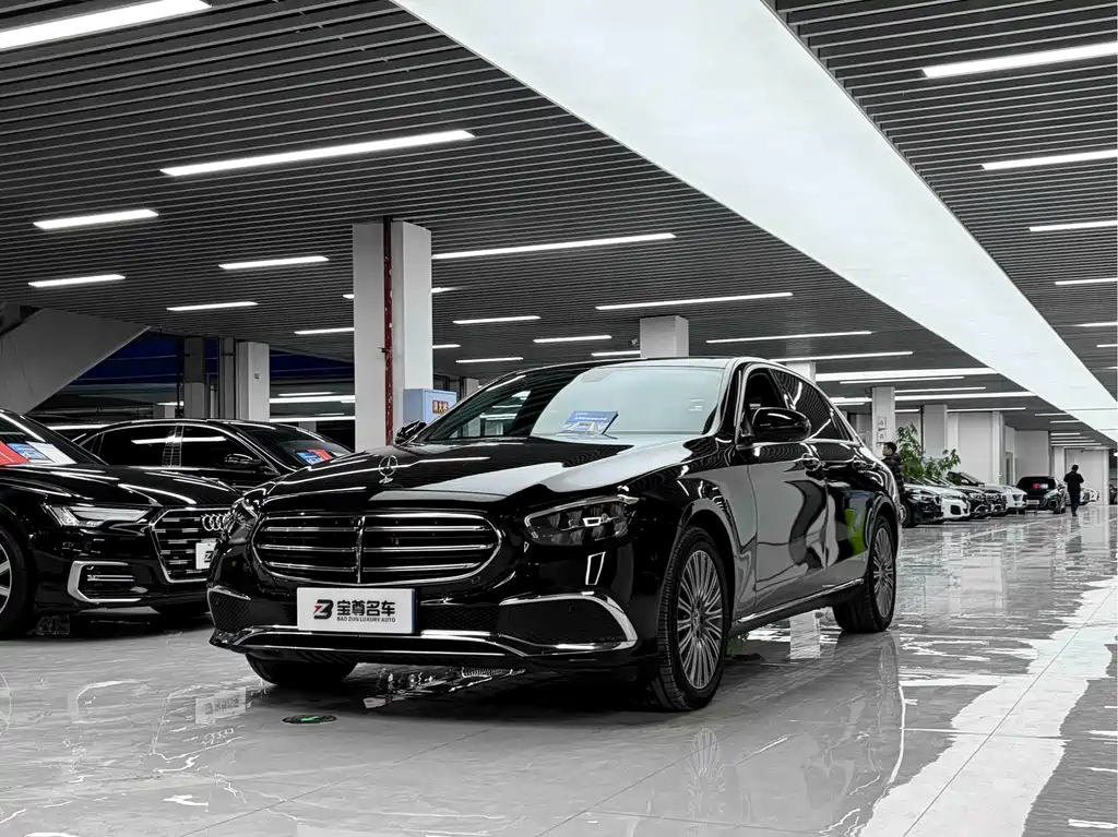 Mercedes-Benz E-Class 2023