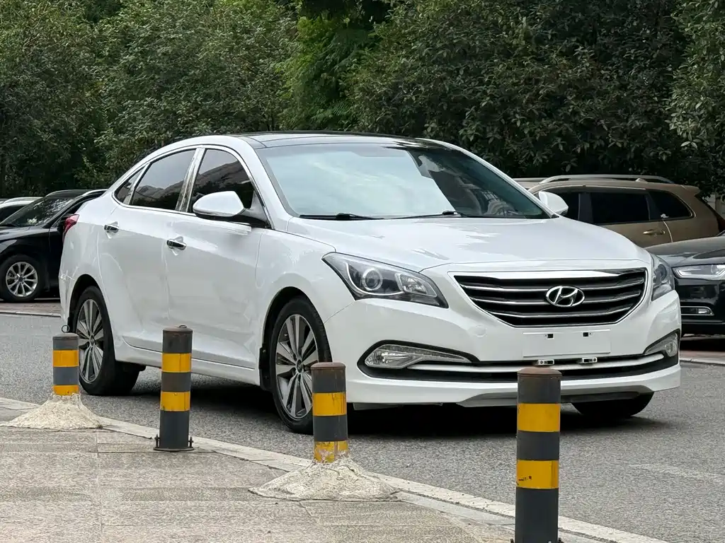 Hyundai Mistra — миниатюра 2