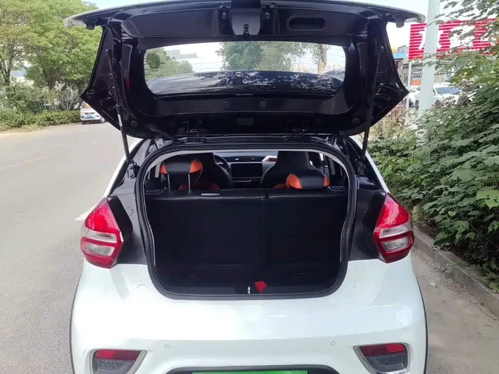 Geely Vision X1 — миниатюра 19