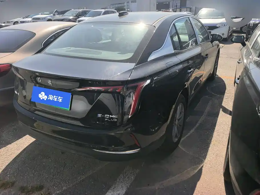 Hongqi Hongqi E-QM5 — миниатюра 3