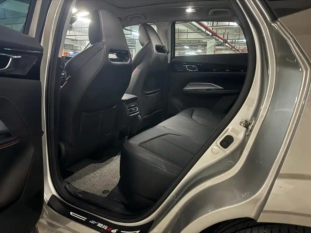 CHANGAN CHANGAN AUCHAN Z6