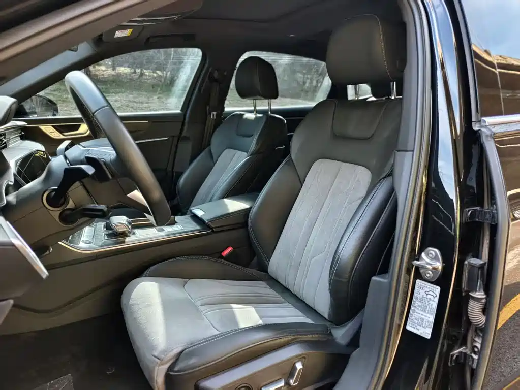 Audi A6L 2024 45 TFSI quattro