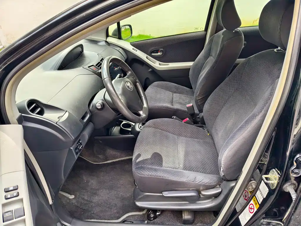 Toyota Yaris — миниатюра 3