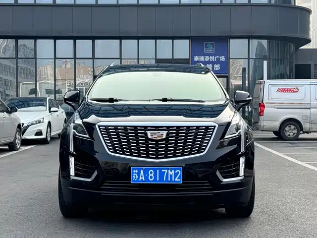 CADILLAC XT5