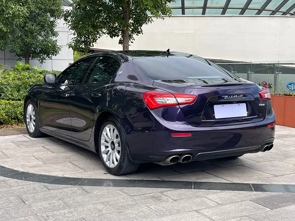 MASERATI GHIBLI
