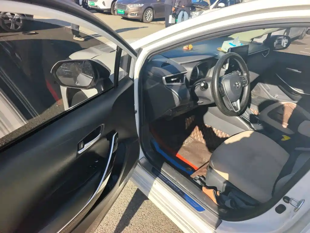 Toyota Corolla — миниатюра 12