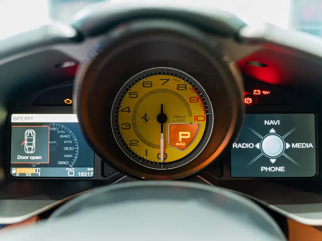 Ferrari F12berlinetta — миниатюра 22